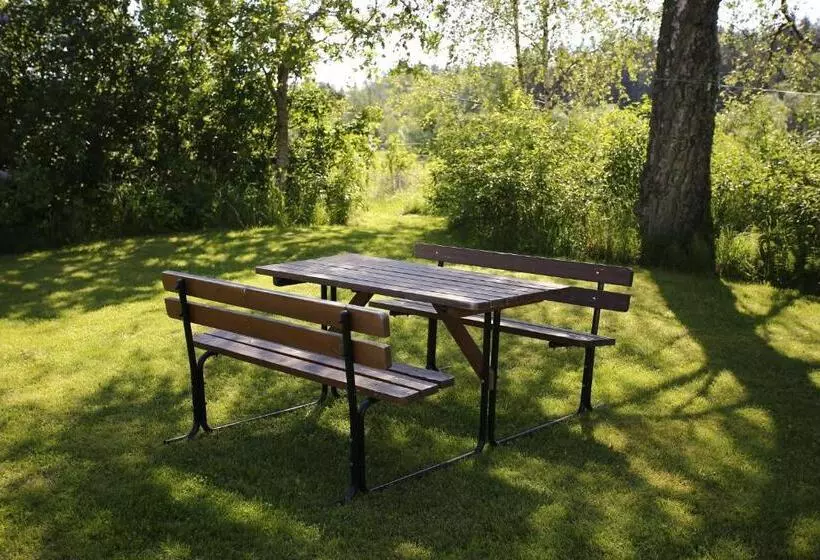 Retkeilymaja Semesterhemmet Sommarro