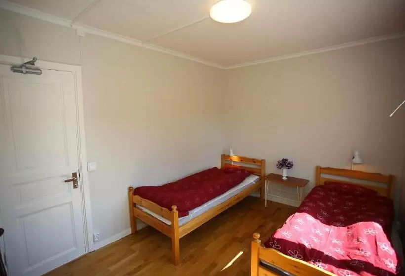 Retkeilymaja Semesterhemmet Sommarro