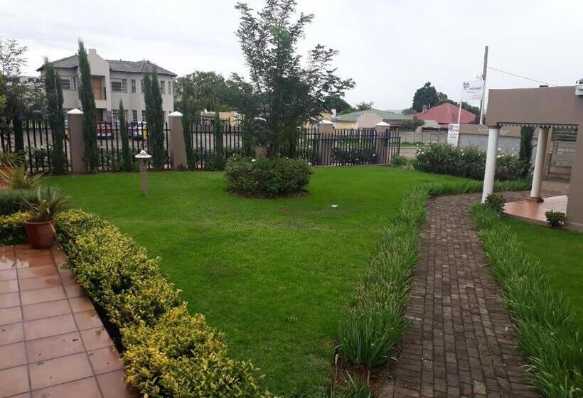 مبيت وإفطار Balfour Lodge