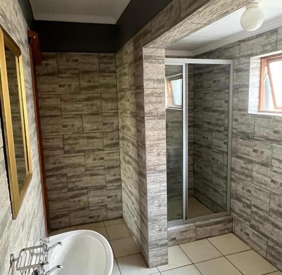 مبيت وإفطار Balfour Lodge