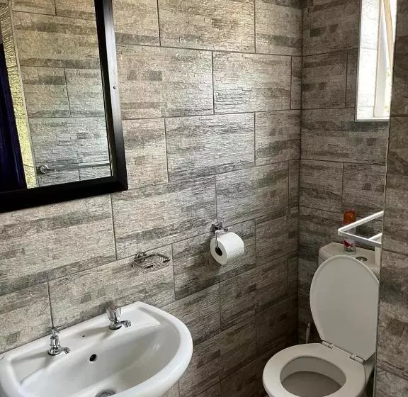 Aamiaismajoitus (B&B) Balfour Lodge