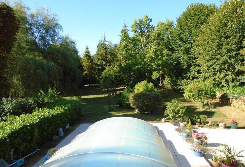 مبيت وإفطار Le Chaubier