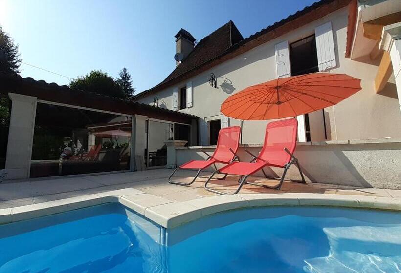 مبيت وإفطار Le Chaubier