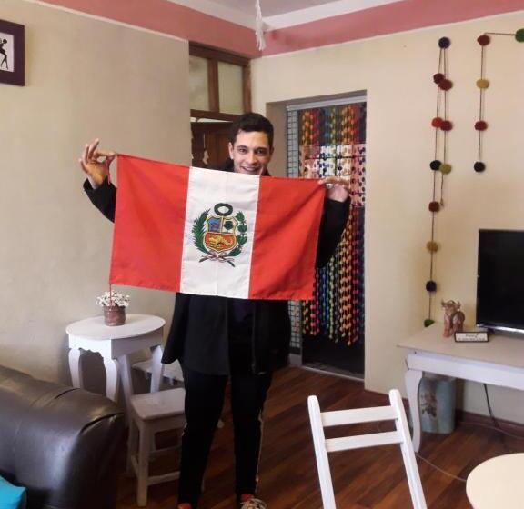 تختخواب و صبحانه Hostel Peru 229 I