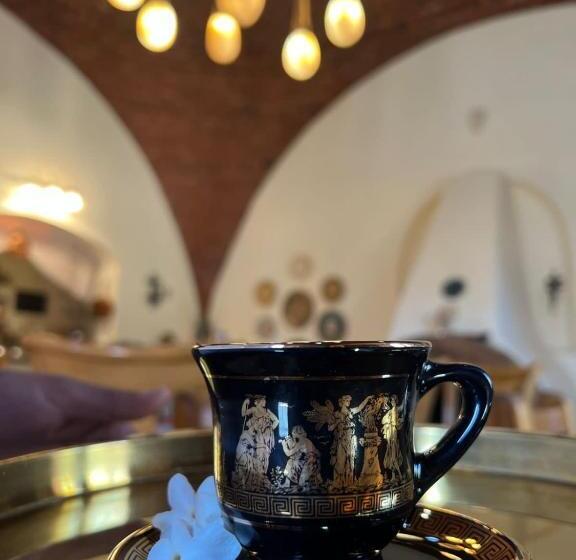 هتل Alexander Lodge