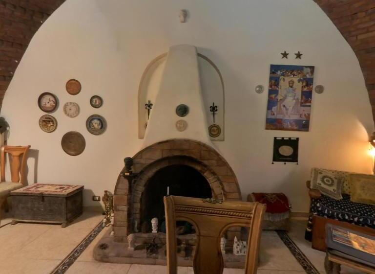 هتل Alexander Lodge