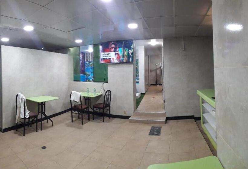 酒店 Es Baños Sauna Gianmar I