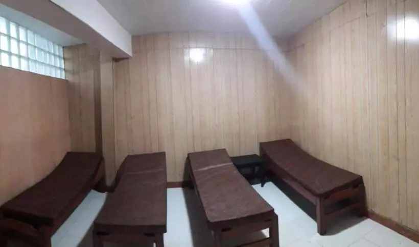 ホテル Es Baños Sauna Gianmar I