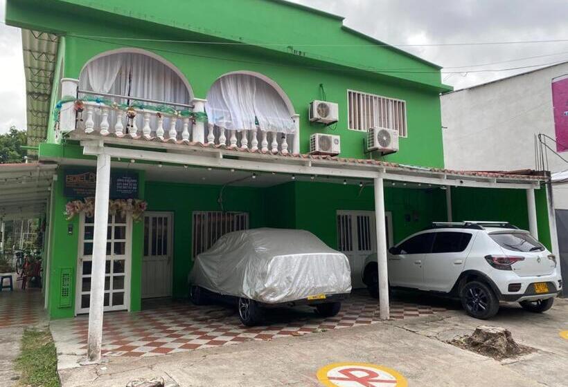 Hotel Portón Del Oriente