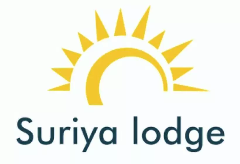 ホテル Suriya Lodge