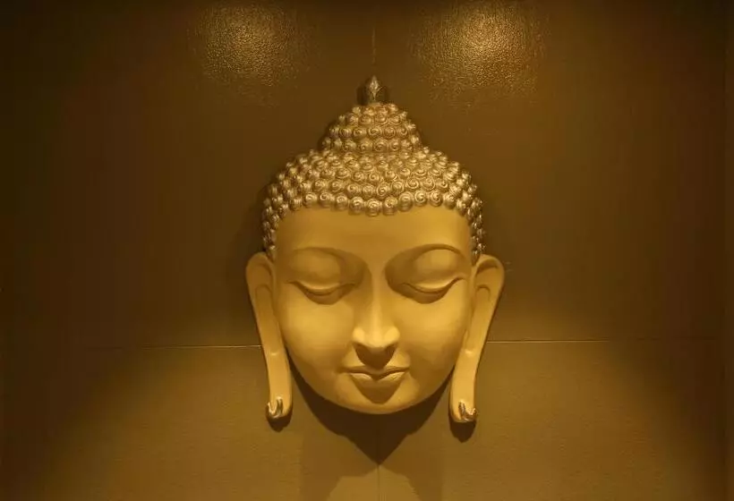 Hotelli Super Townhouse Dewas City Formerly Utsav