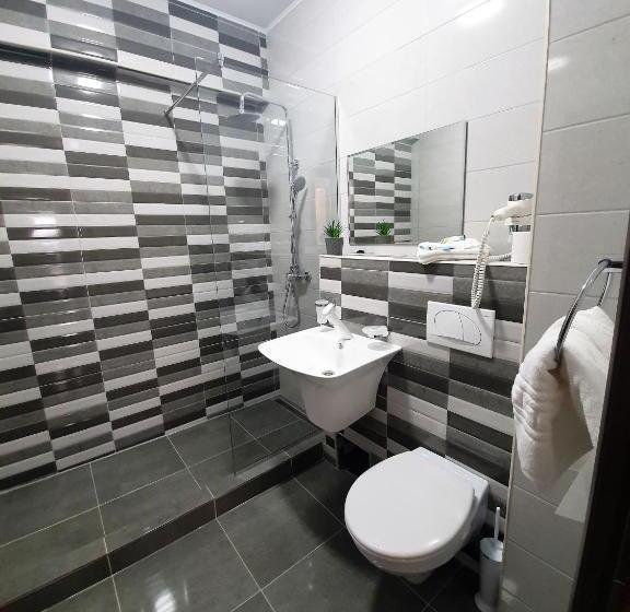 Отель Zeth House