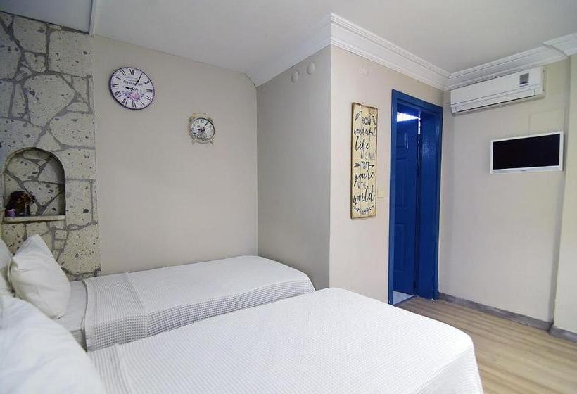 Kekik Alaçatı Otel Mayko