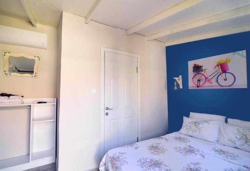 Kekik Alaçatı Otel Mayko