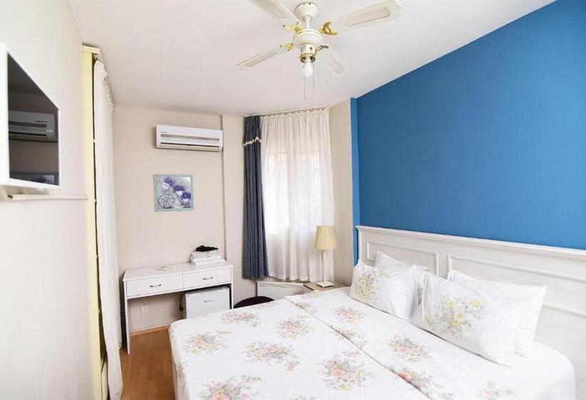 Kekik Alaçatı Otel Mayko