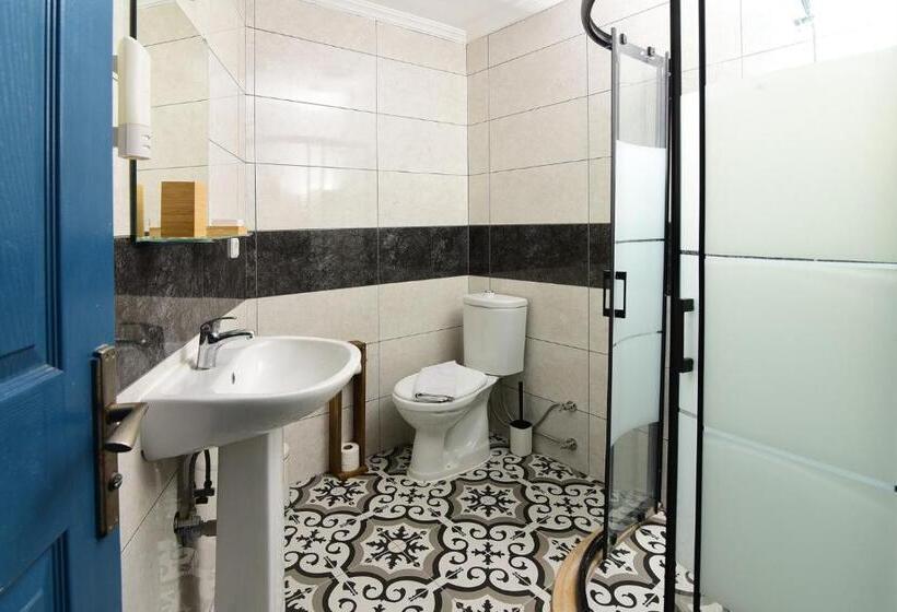 Kekik Alaçatı Otel Mayko