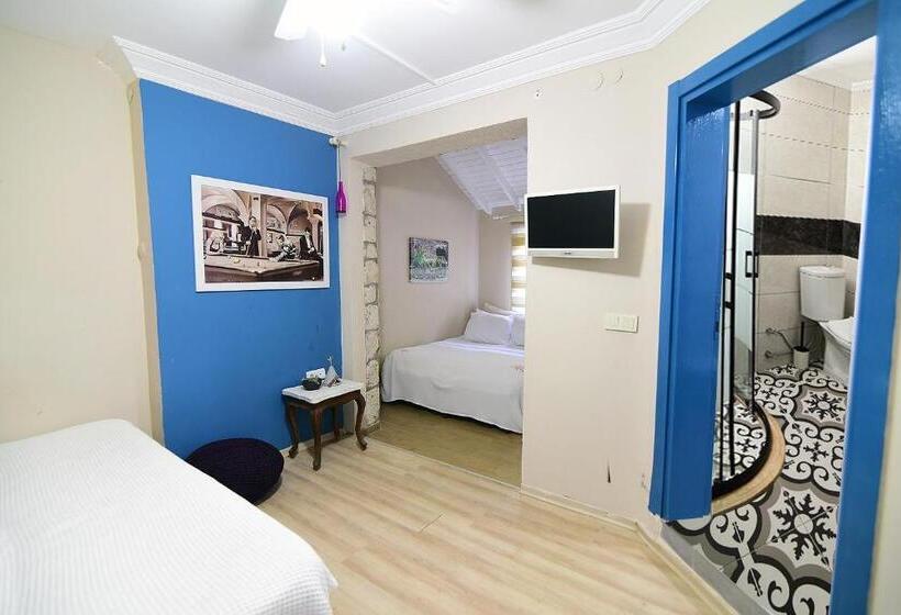 Kekik Alaçatı Otel Mayko