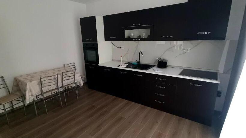 بنسيون Casa Brad