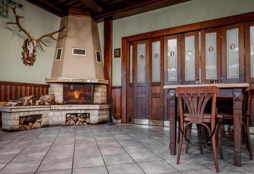 膳宿费 Colatransport