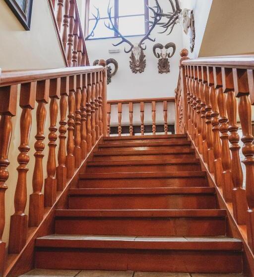 膳宿费 Colatransport