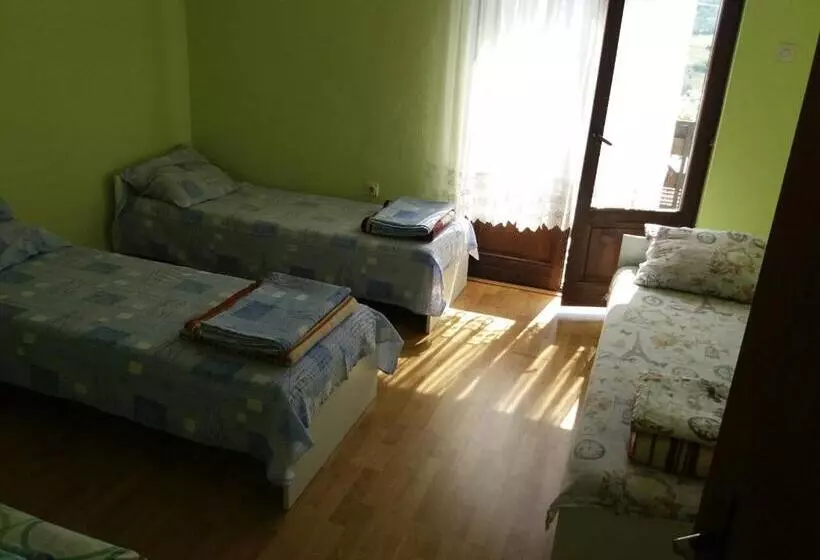 پانسیون Guesthouse Tomasevic