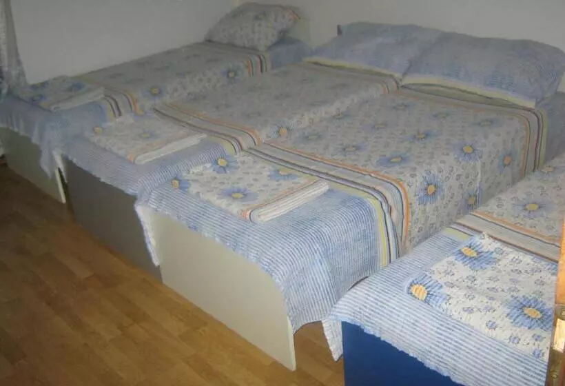 پانسیون Guesthouse Tomasevic
