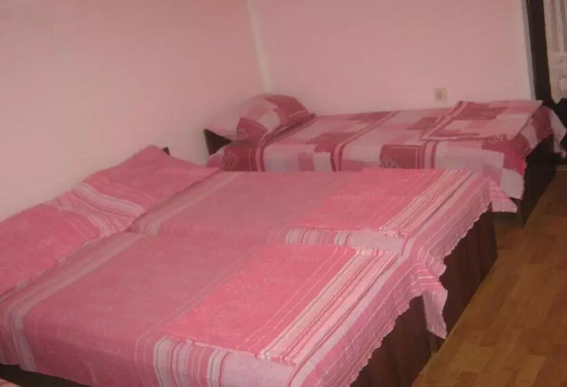 پانسیون Guesthouse Tomasevic
