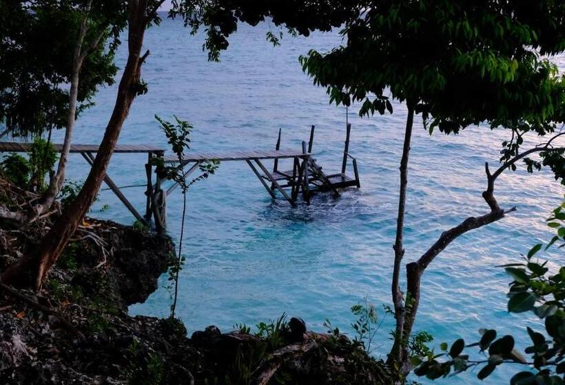 Pensjonat Maratua Guesthouse