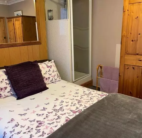 ペンション Room With Shower, Toilet And Kitchenette