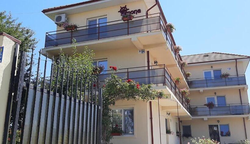 پانسیون Timona Camere De închiriat