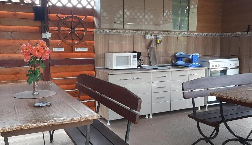 پانسیون Timona Camere De închiriat