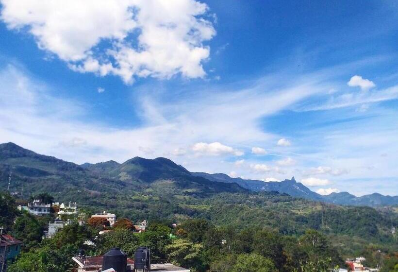 Sukha Hostel Xilitla