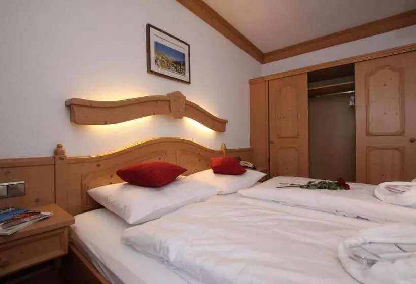 ユースホステル Gast  Und Ferienhof Christler