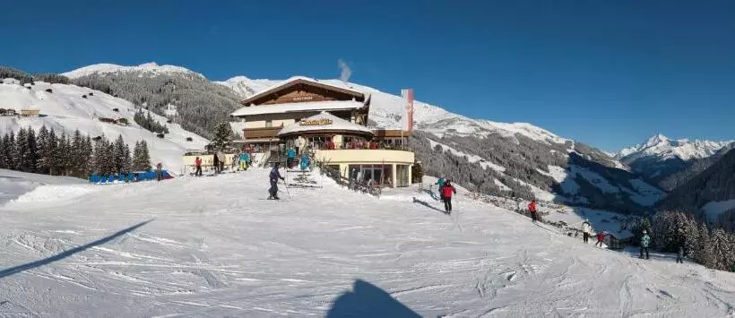 ユースホステル Gast  Und Ferienhof Christler