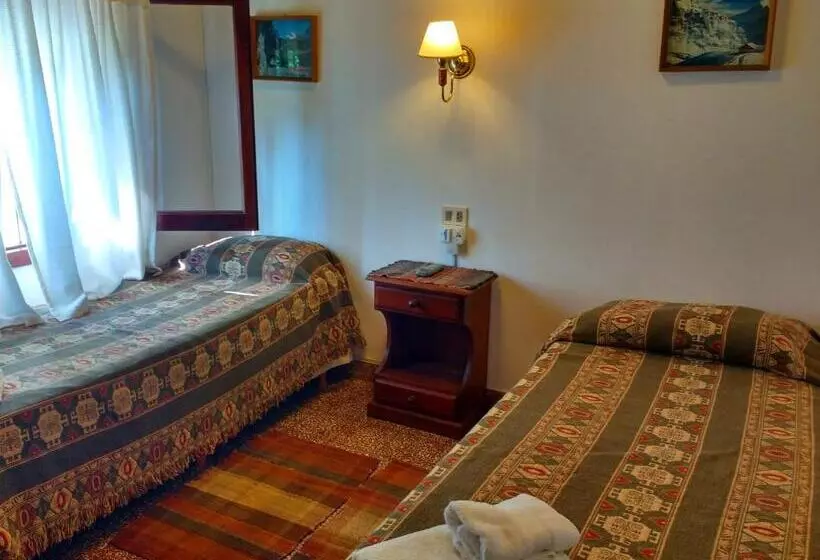 هاستل Hosteria Olimpo