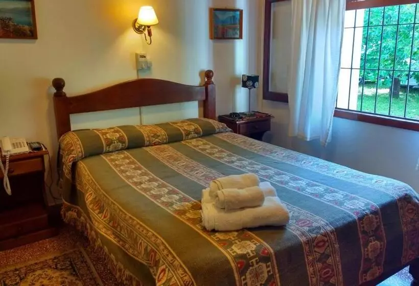 هاستل Hosteria Olimpo