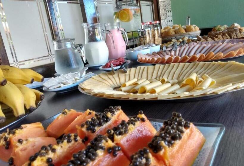 فندق صغير Pousada Nanaco