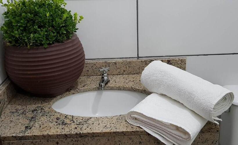 فندق صغير Pousada Nanaco