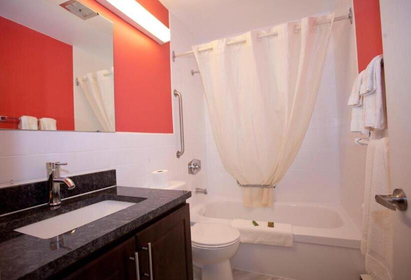 הוסטל Rodeway Inn