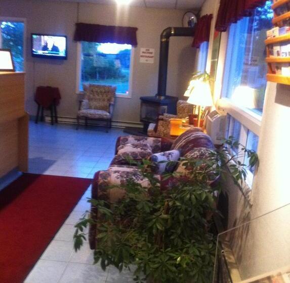 הוסטל Rodeway Inn