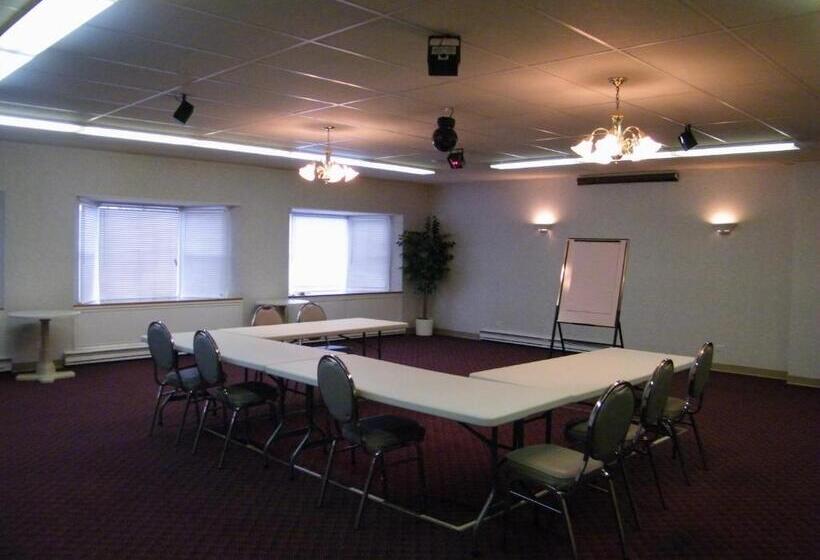 הוסטל Rodeway Inn