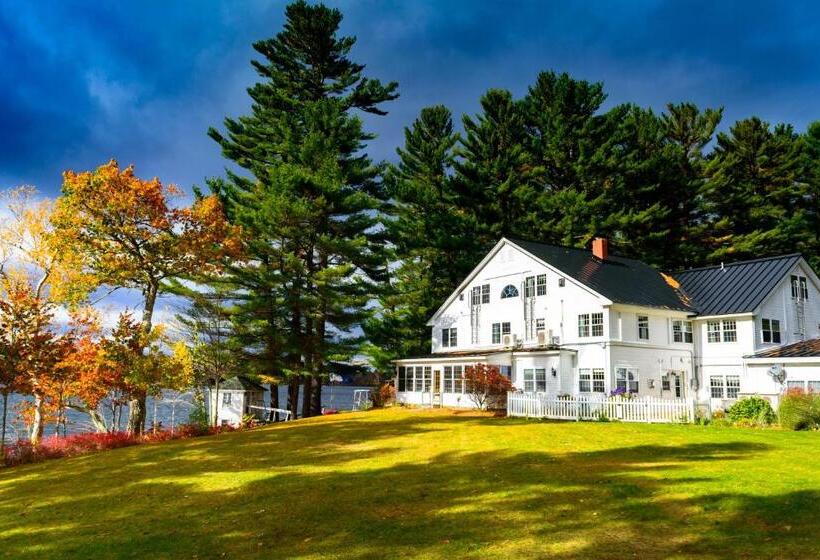 Общежитие Wolf Cove Inn