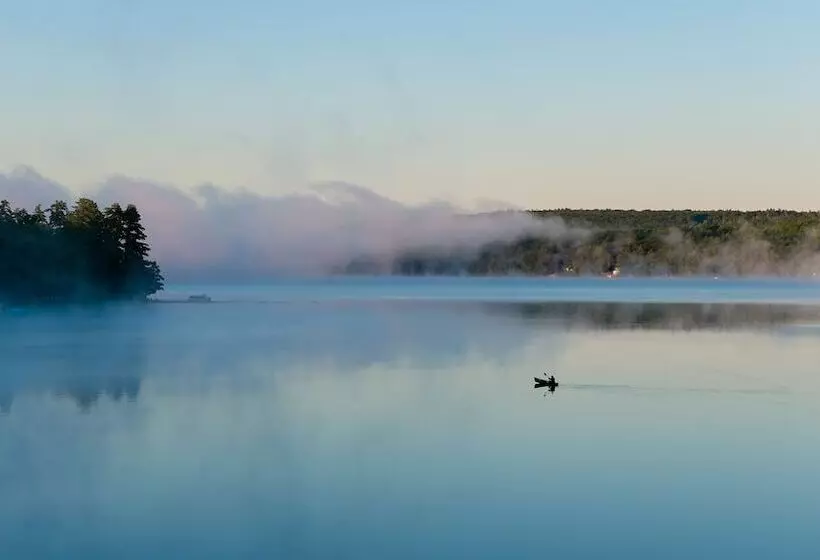 Retkeilymaja Wolf Cove Inn