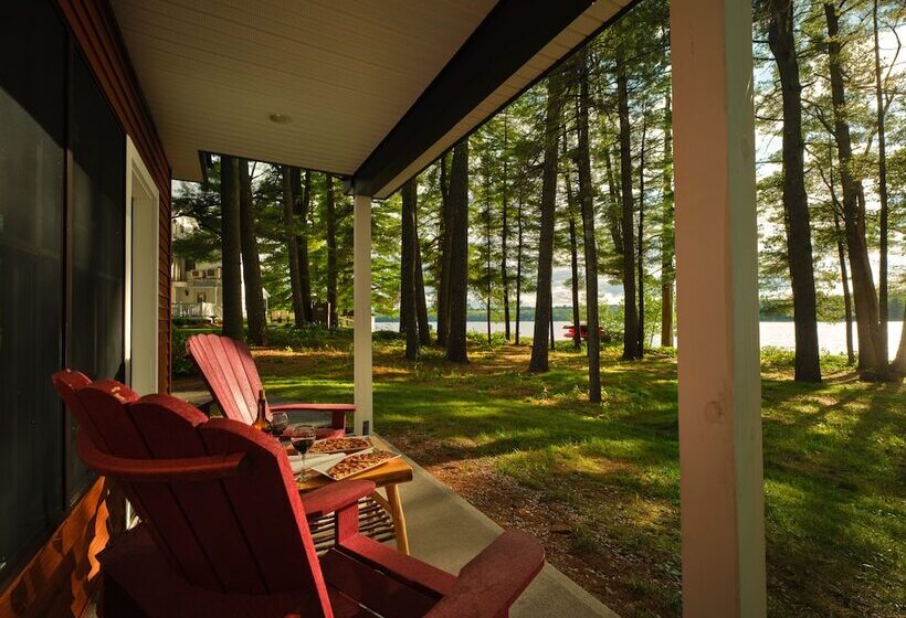 Общежитие Wolf Cove Inn