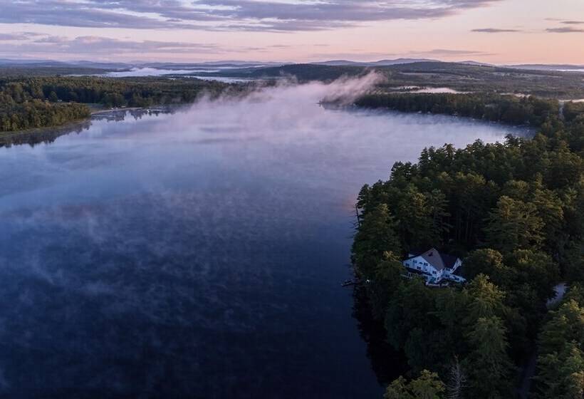 Общежитие Wolf Cove Inn