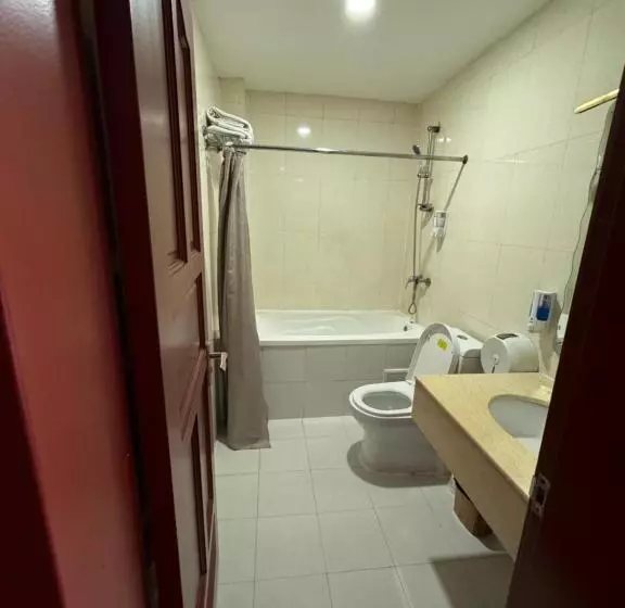 تختخواب و صبحانه Zolotoi Drakon