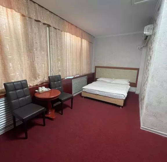 تختخواب و صبحانه Zolotoi Drakon