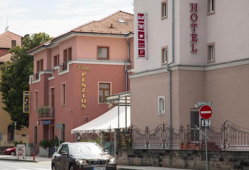 فندق Franko