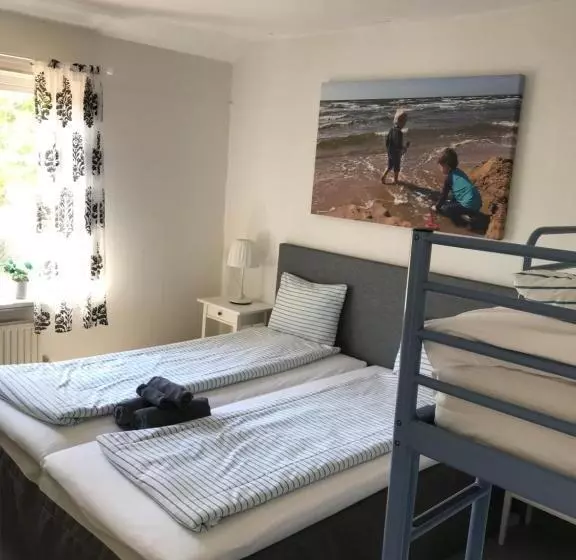 ホテル Hallandsgården Mellbystrand