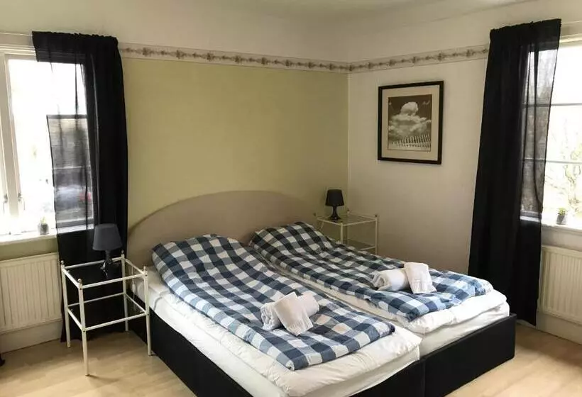 ホテル Hallandsgården Mellbystrand